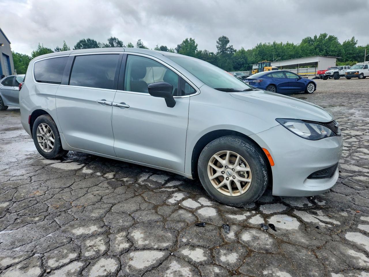Chrysler Minivan Lx