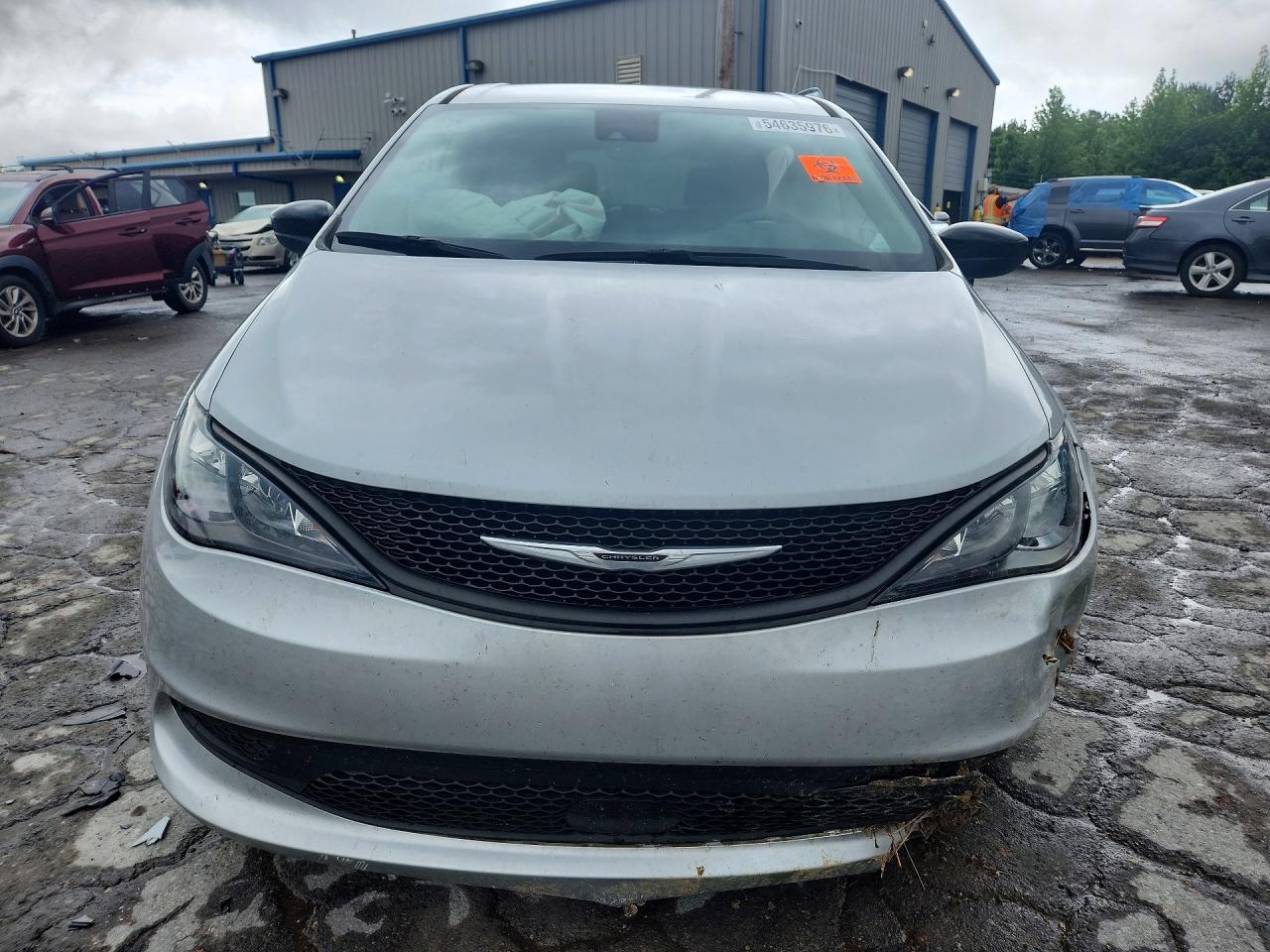 Chrysler Minivan Lx