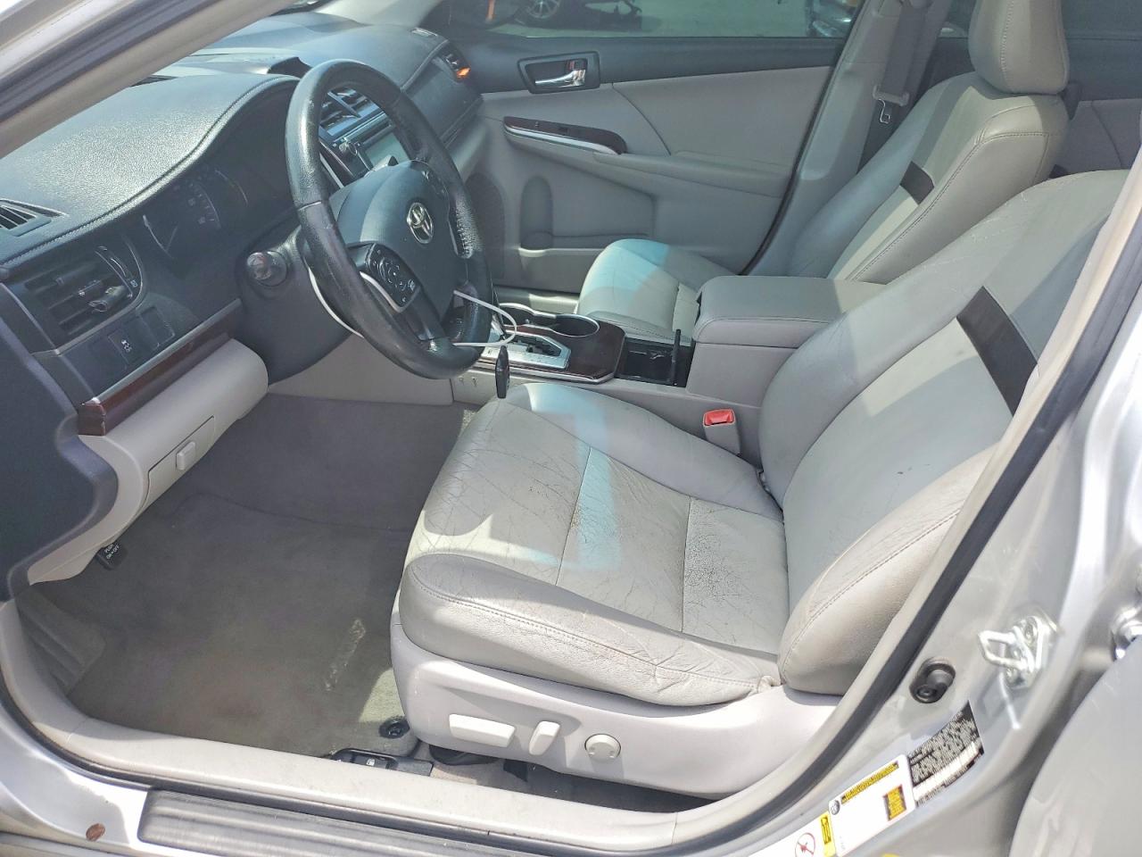 Toyota Camry Xle
