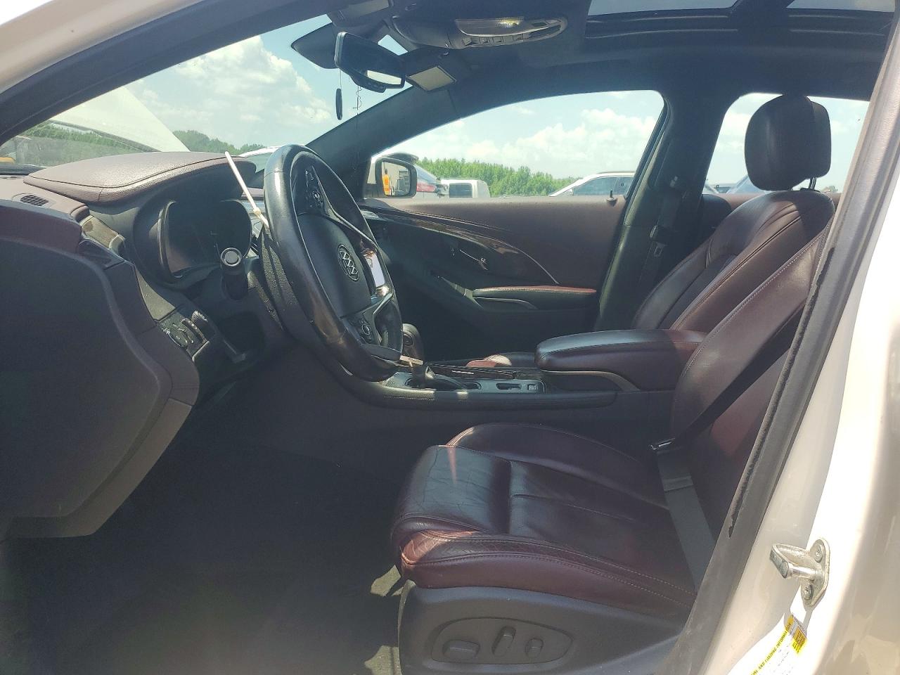 Buick LaCrosse Touring