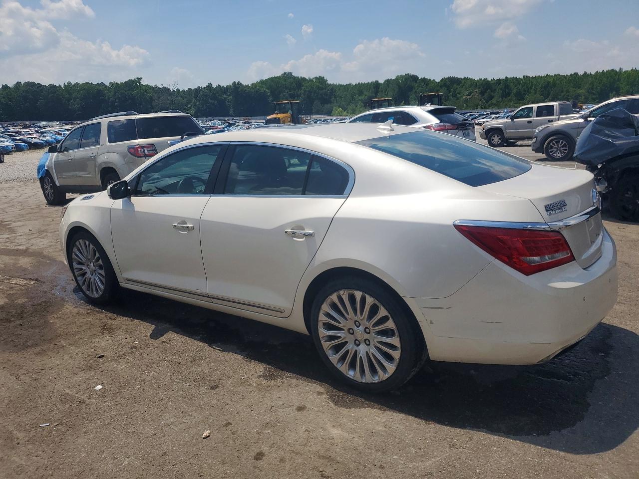 Buick LaCrosse Touring