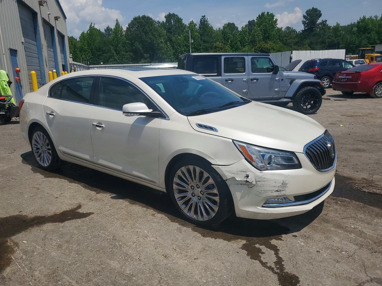 Buick LaCrosse Touring