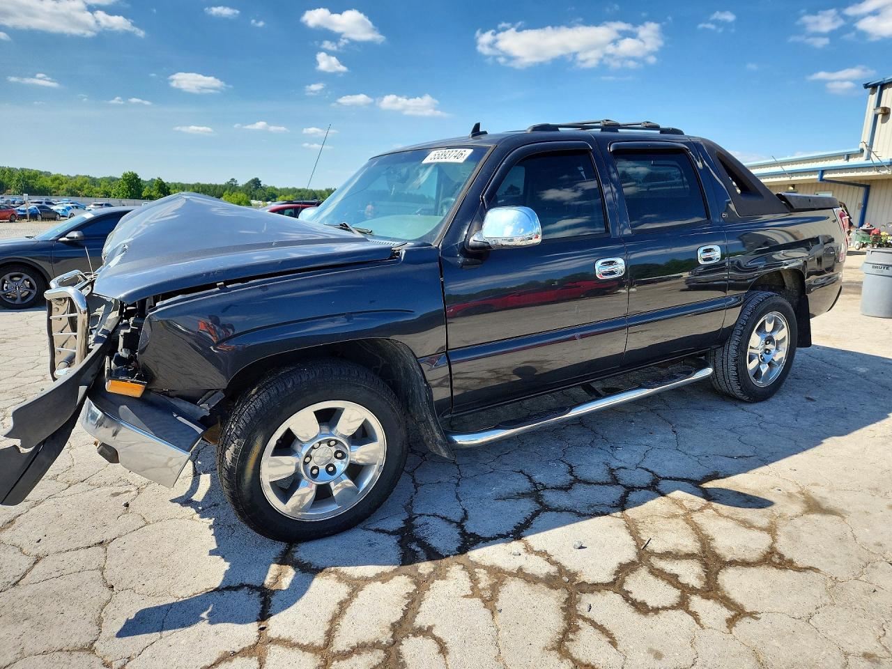 Salvage Chevrolet Avalanche Image