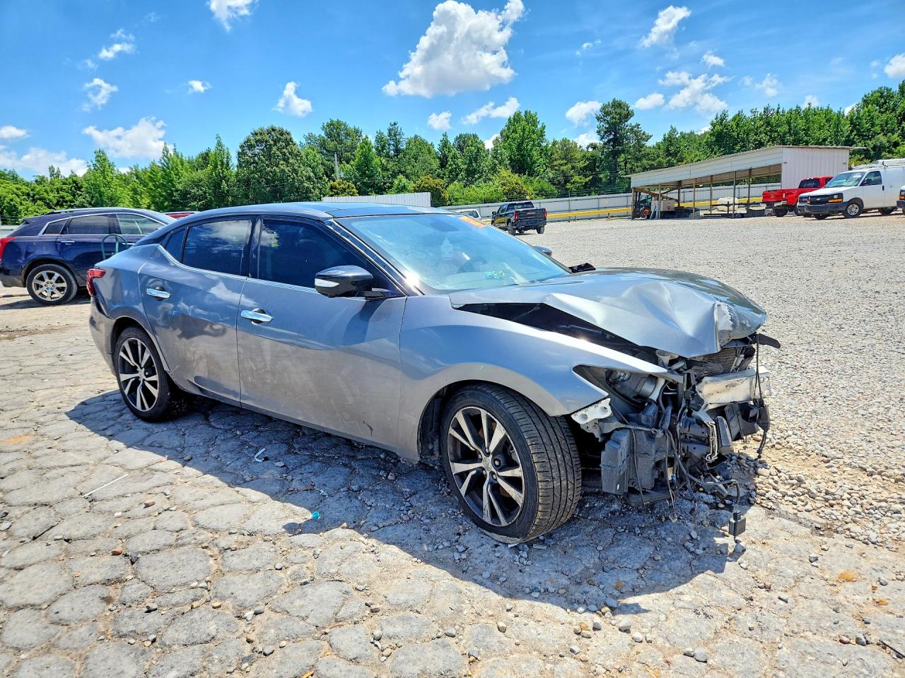 Nissan Maxima Platinum