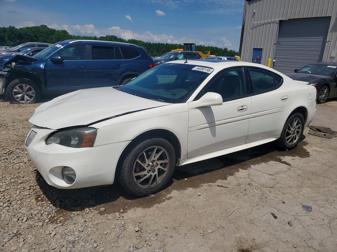 Salvage Pontiac Grandprix Image