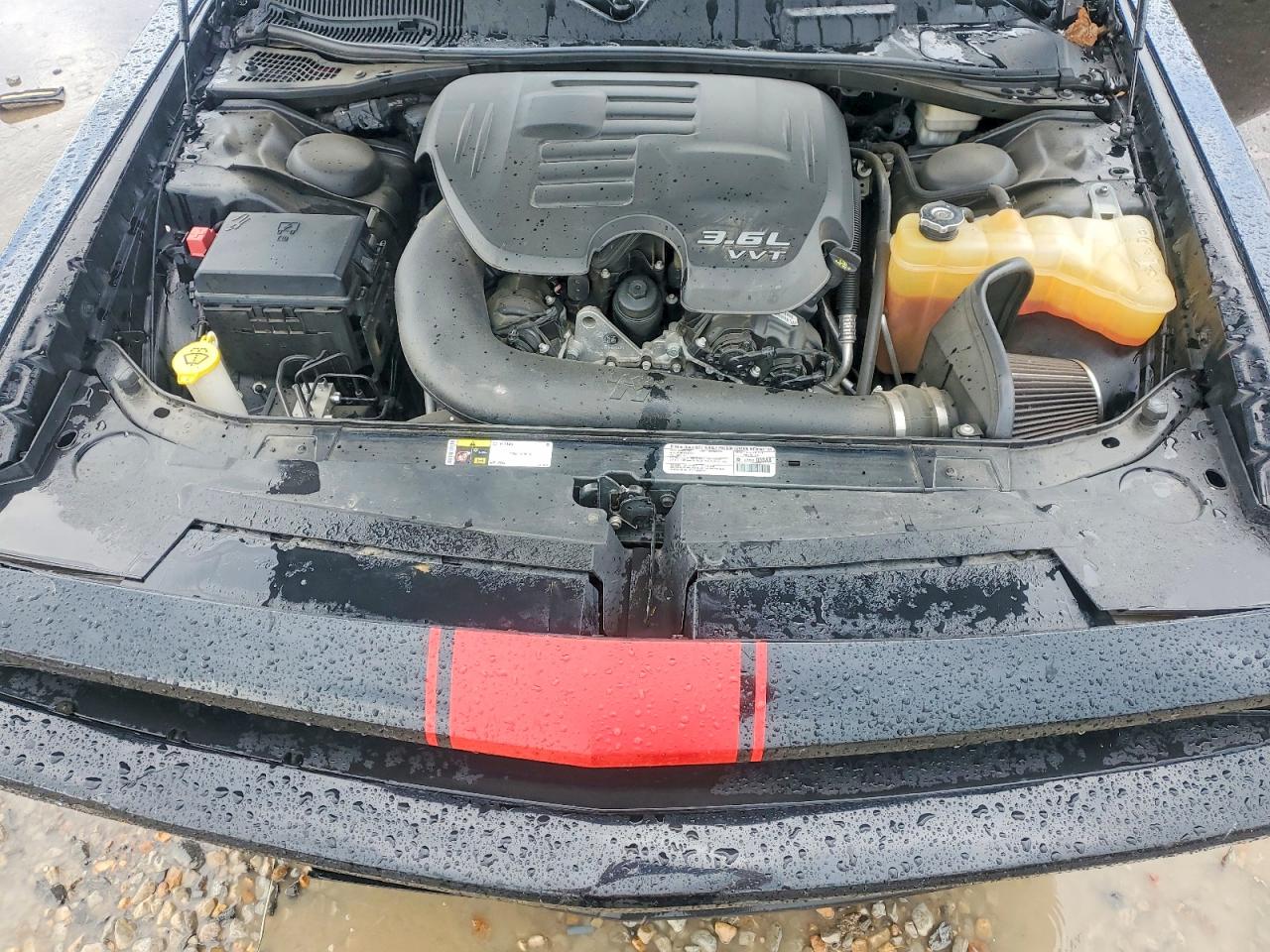 Dodge Challenger Sxt