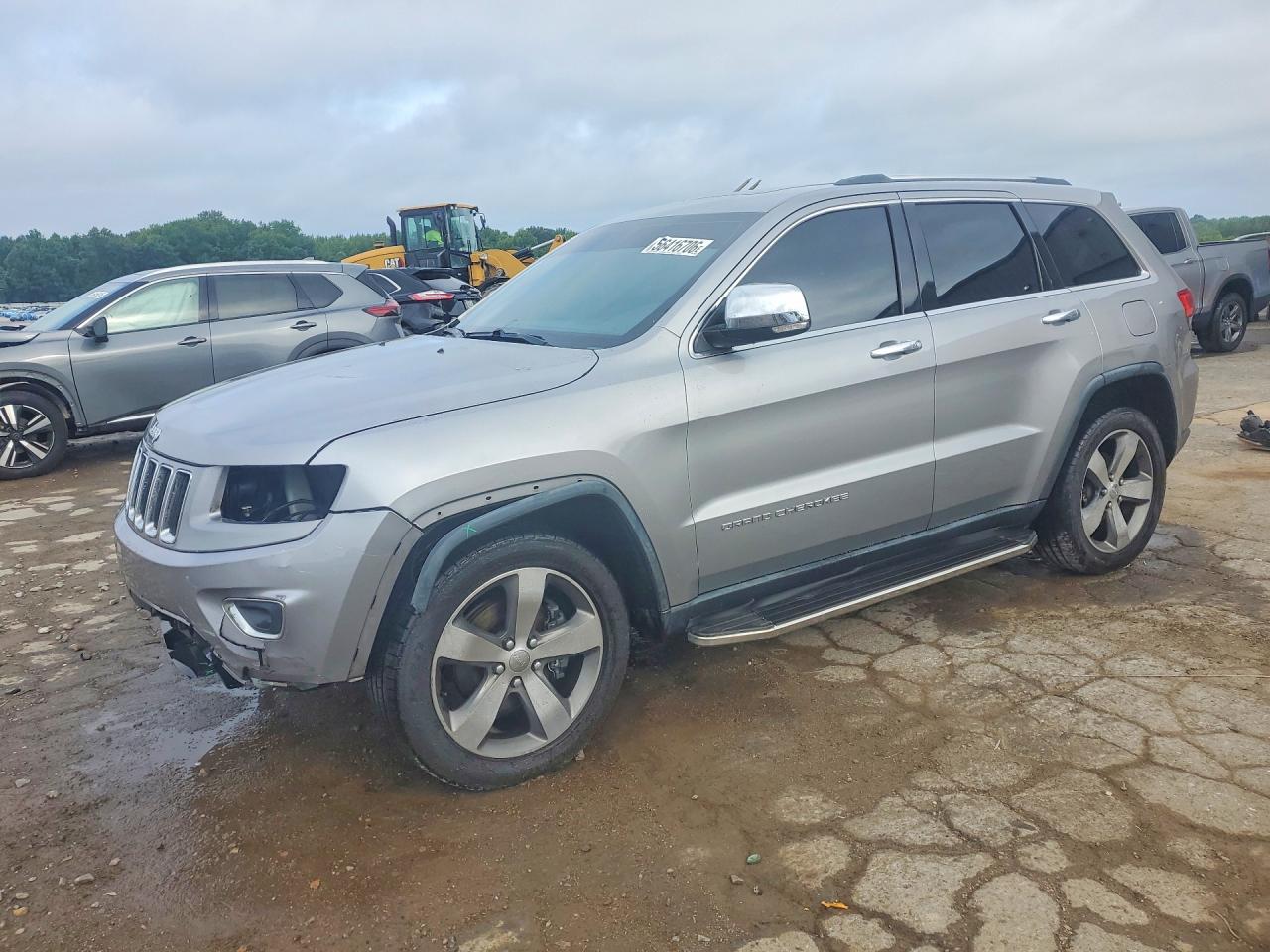 Salvage Jeep Cherokee Image