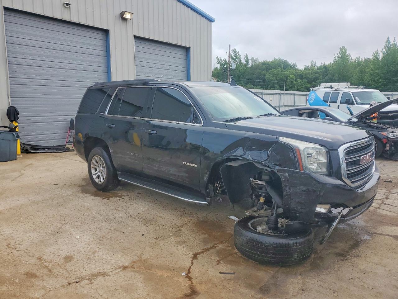 GMC Yukon Sle