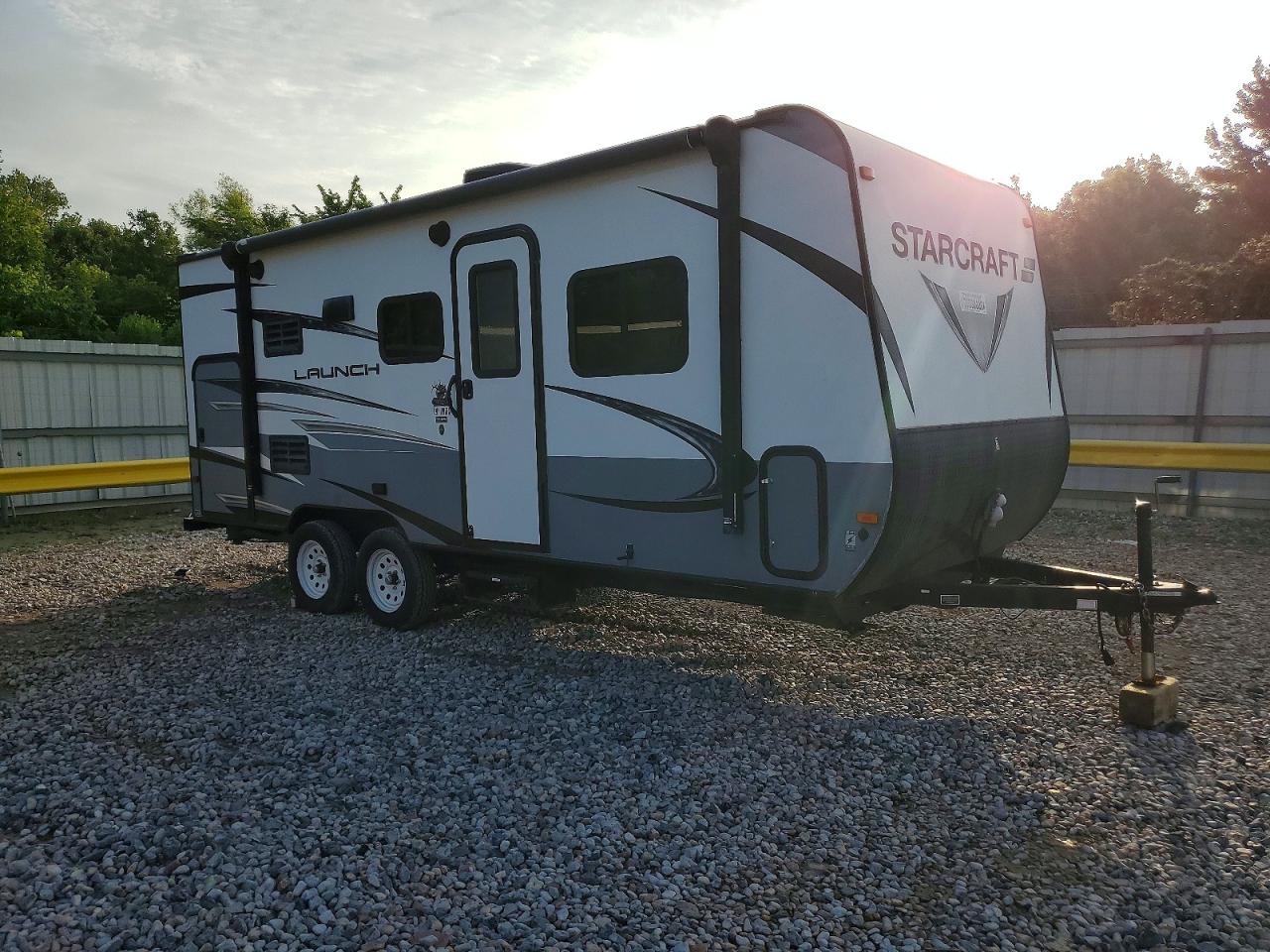 Salvage Starcraft Lauch Outfitters 19b Image
