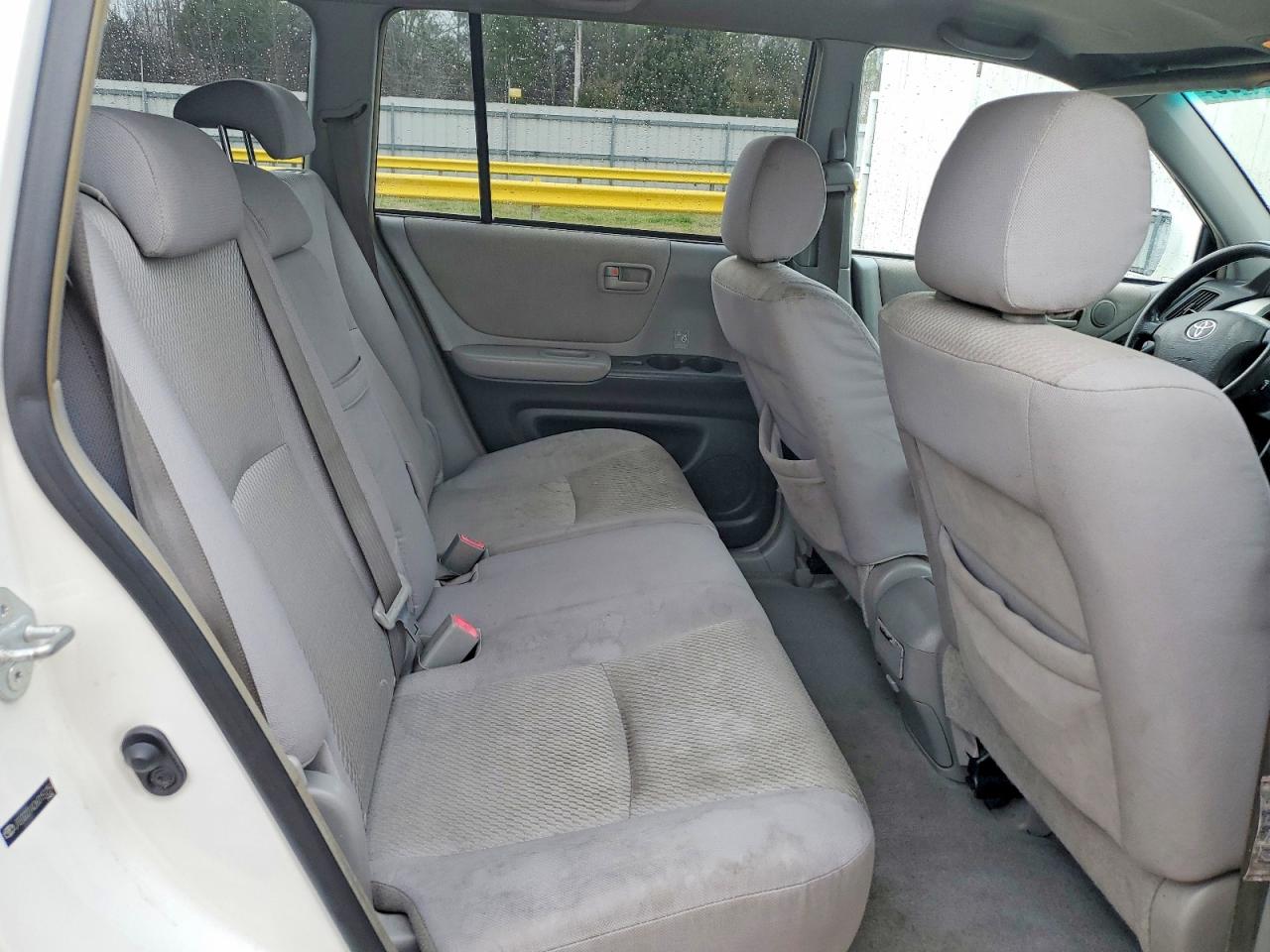 Toyota Highlander Base