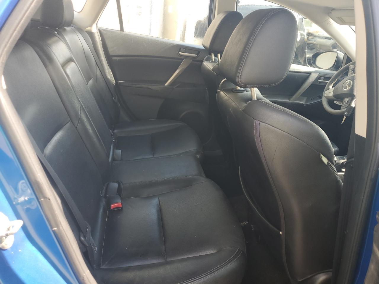 Mazda 3 I