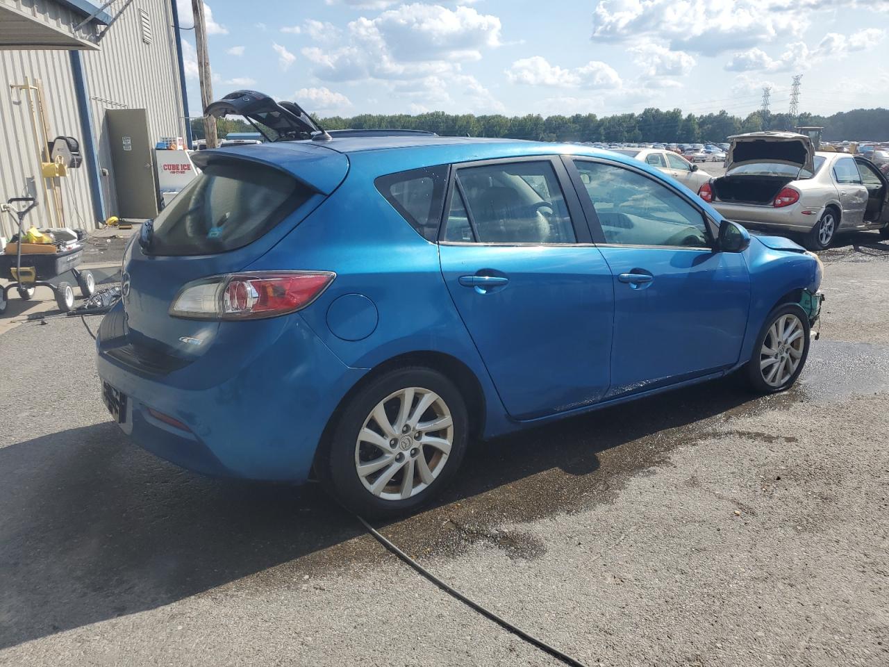 Mazda 3 I