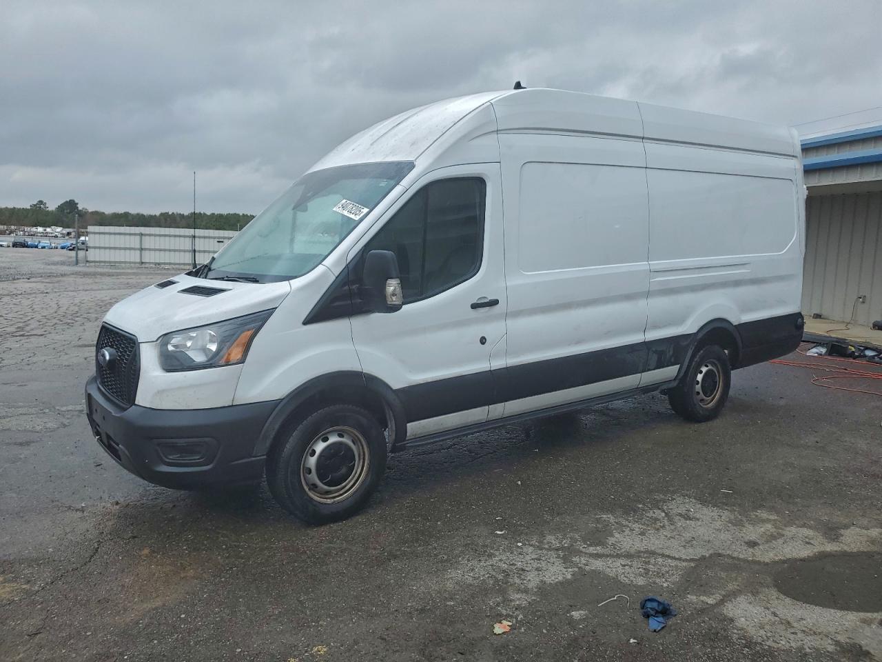 Salvage Ford Transit Image