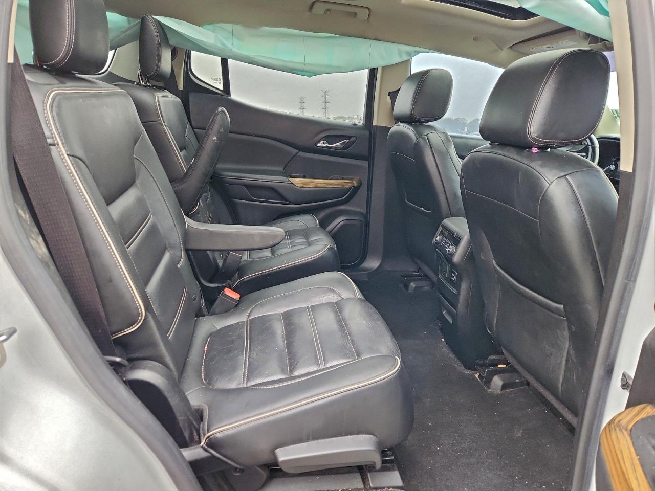 GMC Acadia Denali