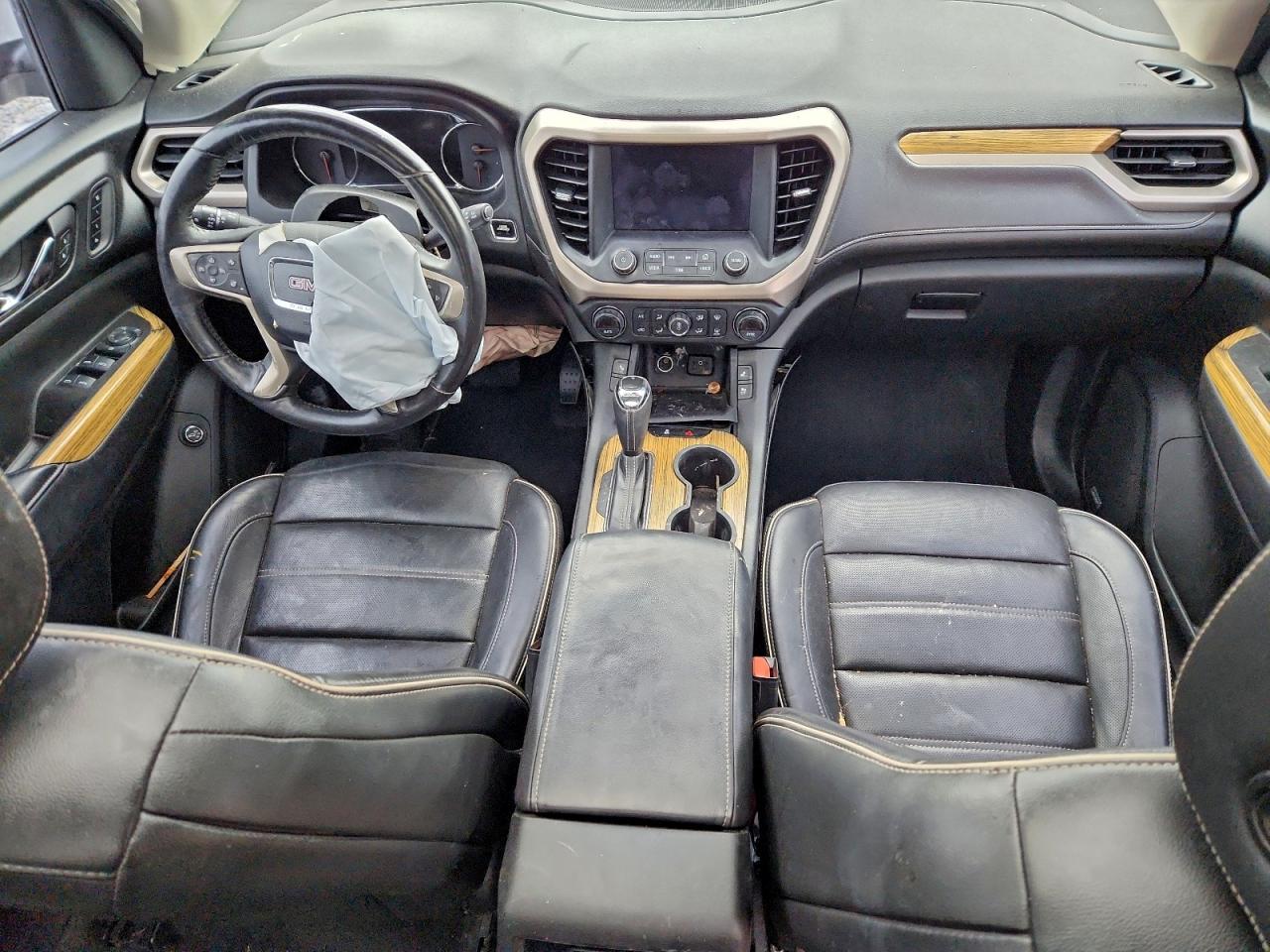 GMC Acadia Denali