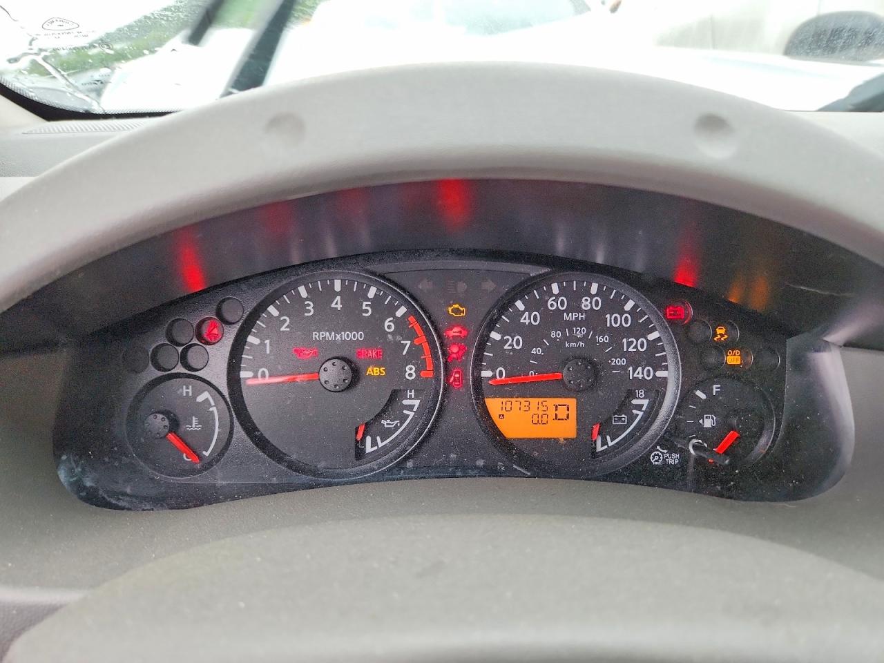Nissan Frontier Sv