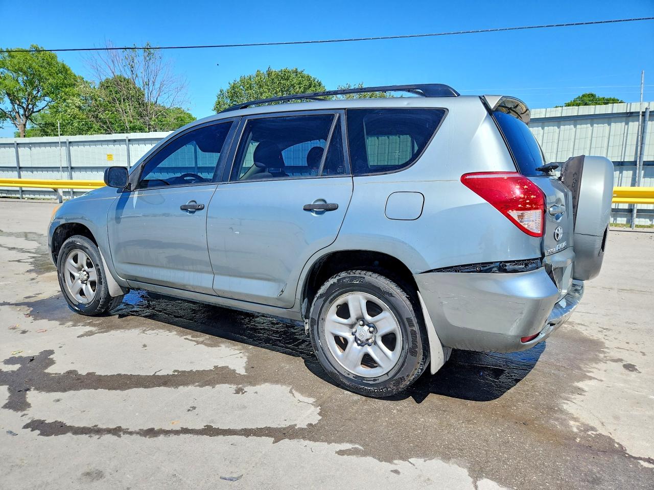 Toyota RAV4 Base