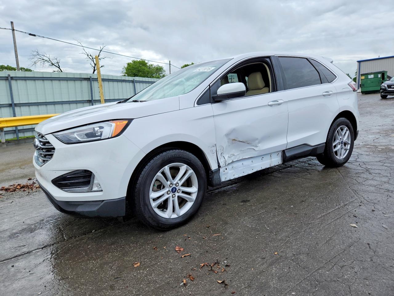 Salvage Ford Edge Image