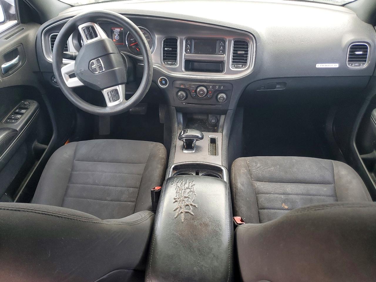Dodge Charger Se