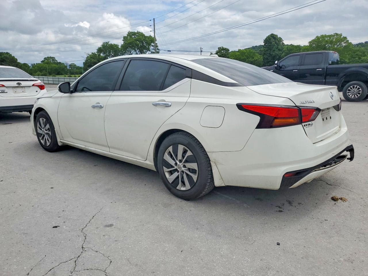 Nissan Altima S