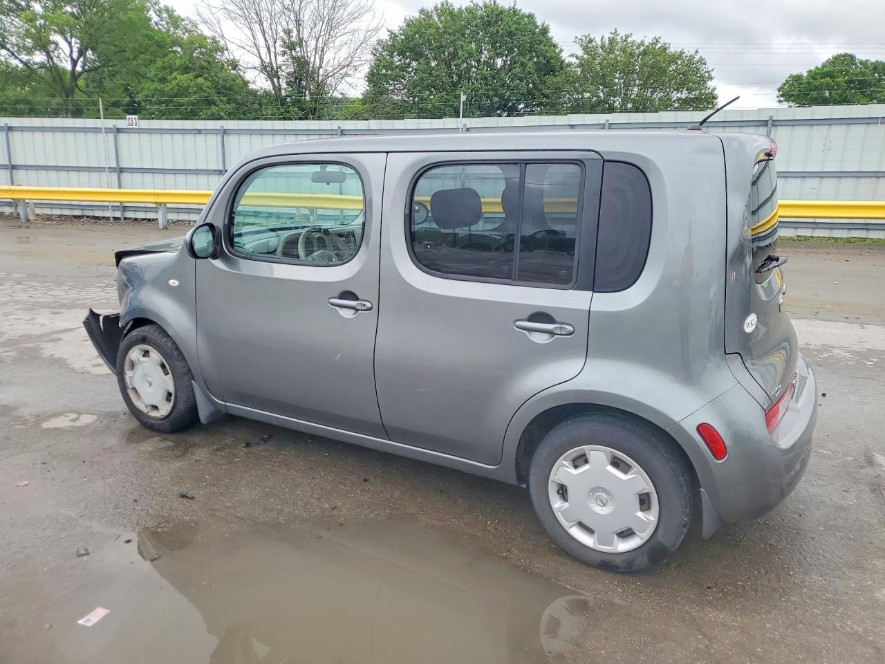 Nissan cube 1.8