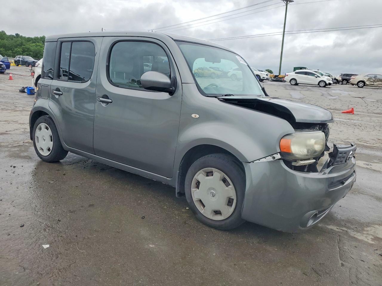 Nissan cube 1.8