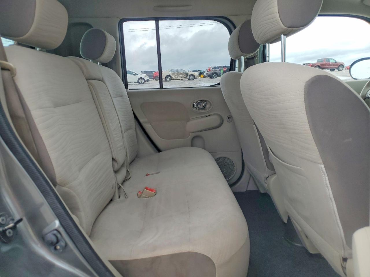 Nissan cube 1.8