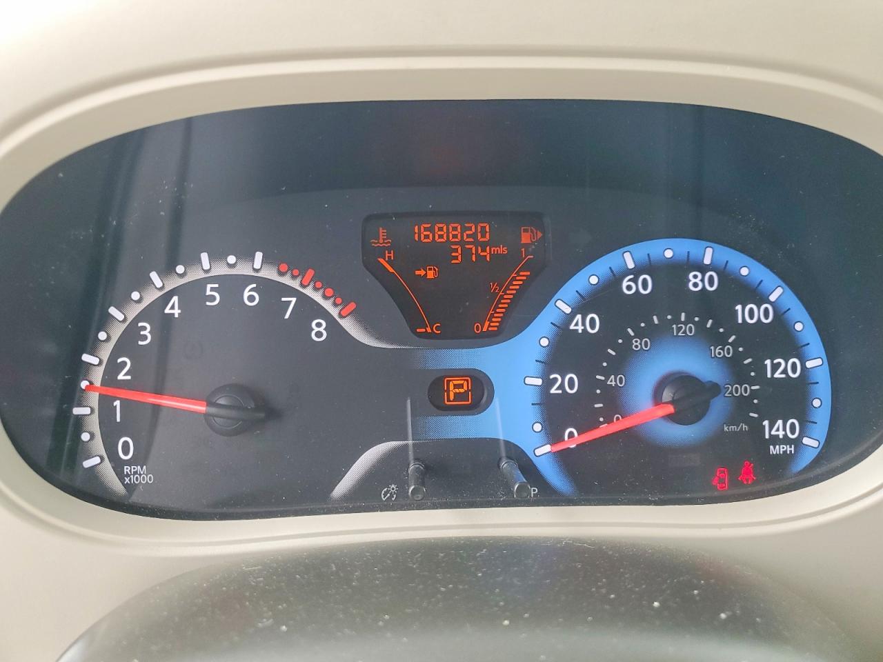 Nissan cube 1.8