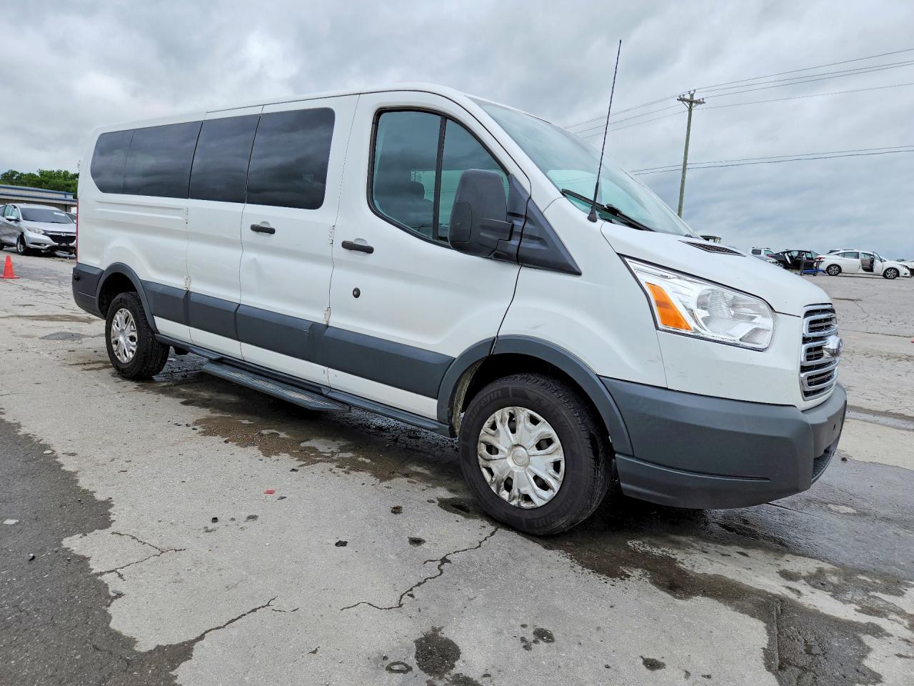 Ford Transit T-350