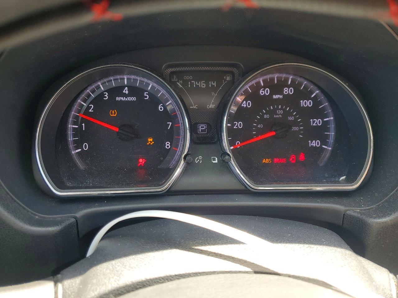 Nissan Versa 1.6 Sv