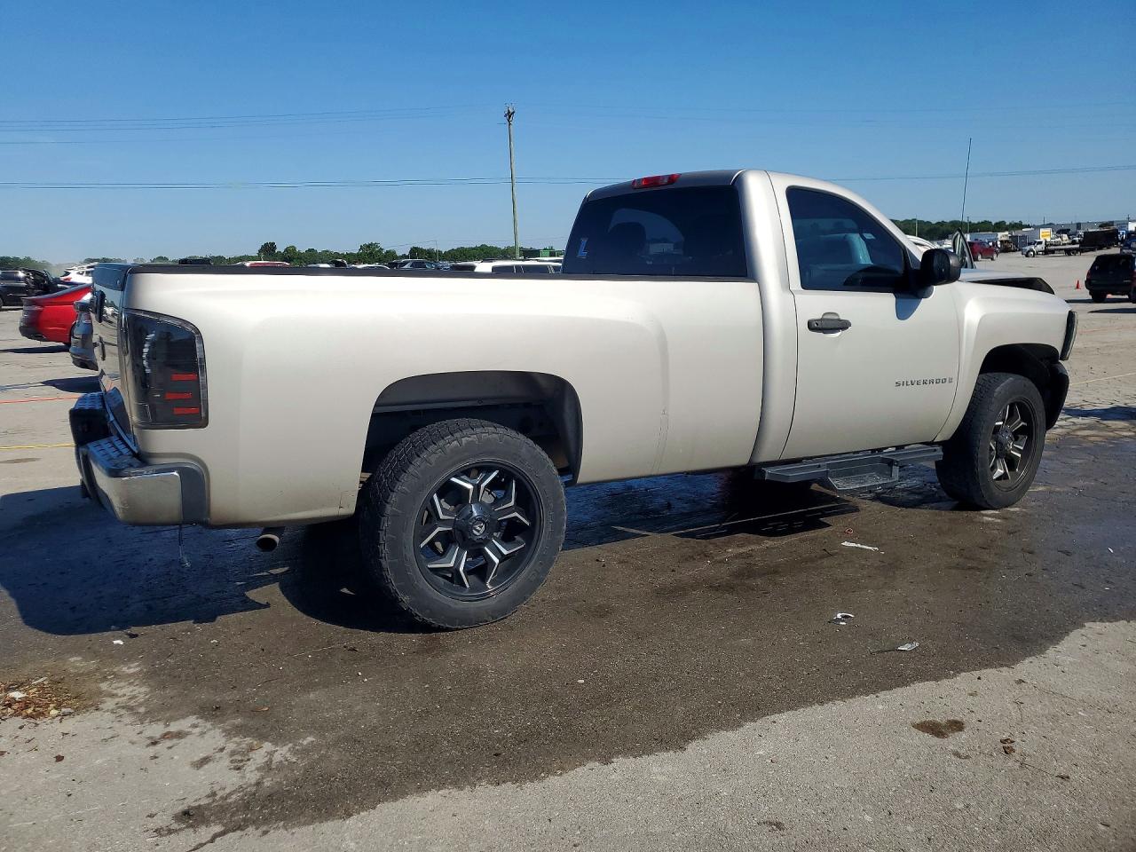 Chevrolet Silverado C1500