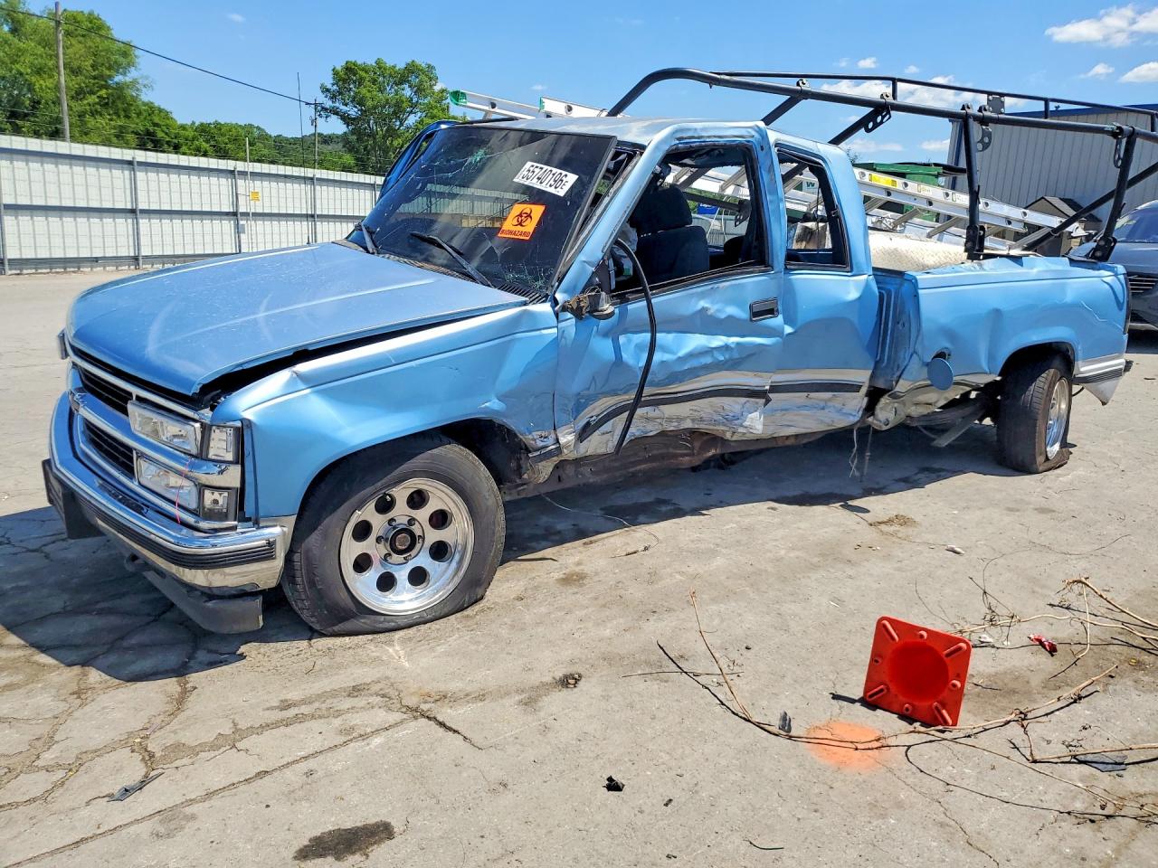 Salvage Chevrolet Gmt Image