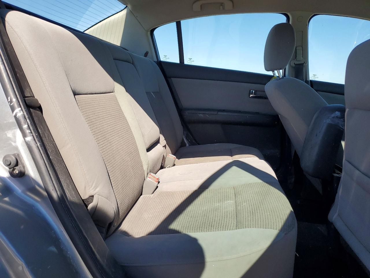 Nissan Sentra 2.0