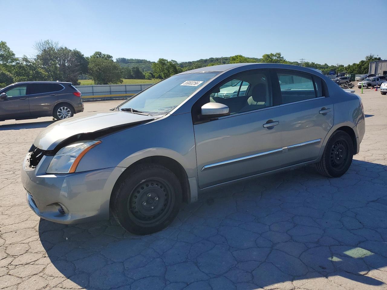 Salvage Nissan Sentra Image