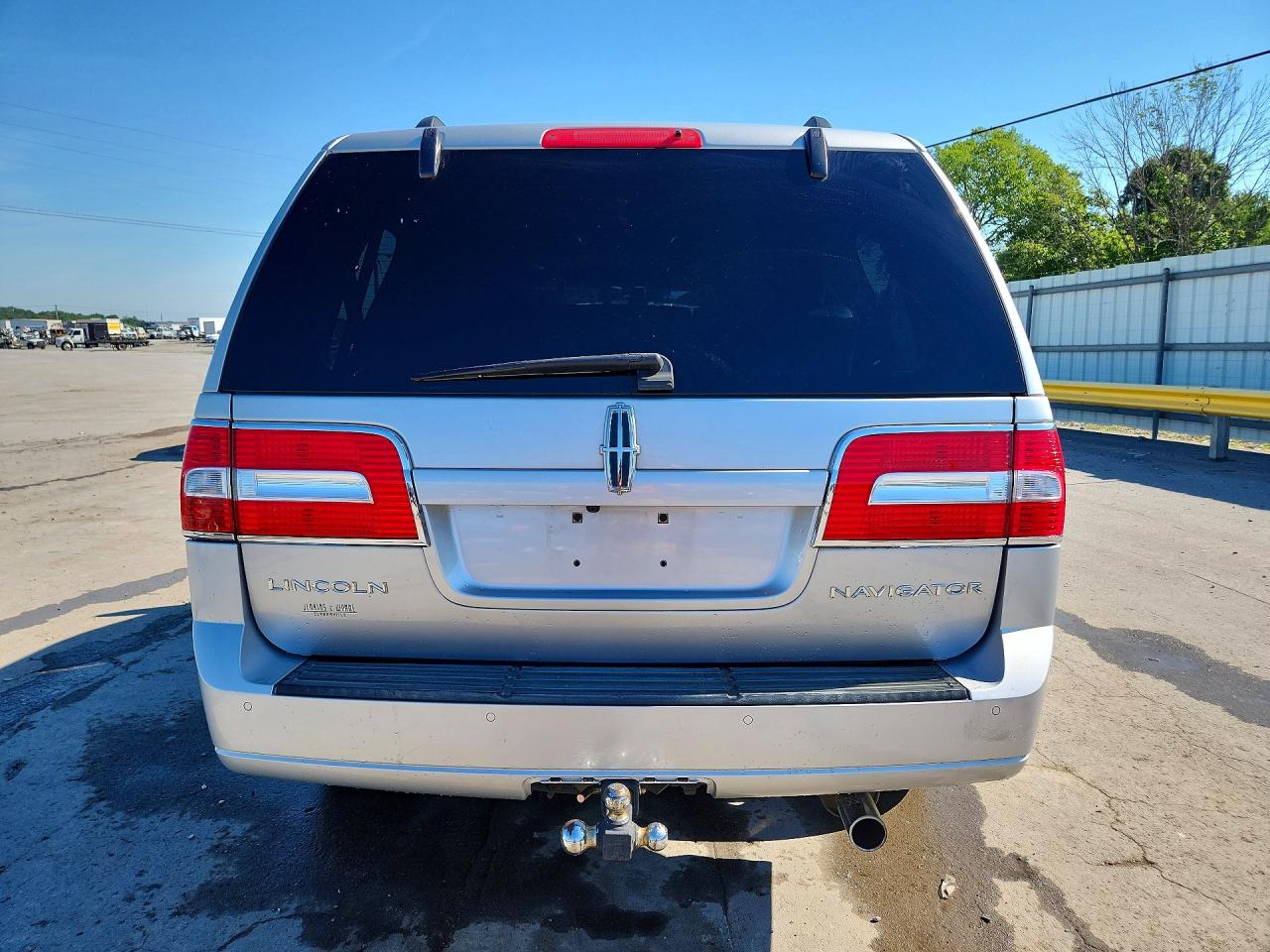 Lincoln Navigator