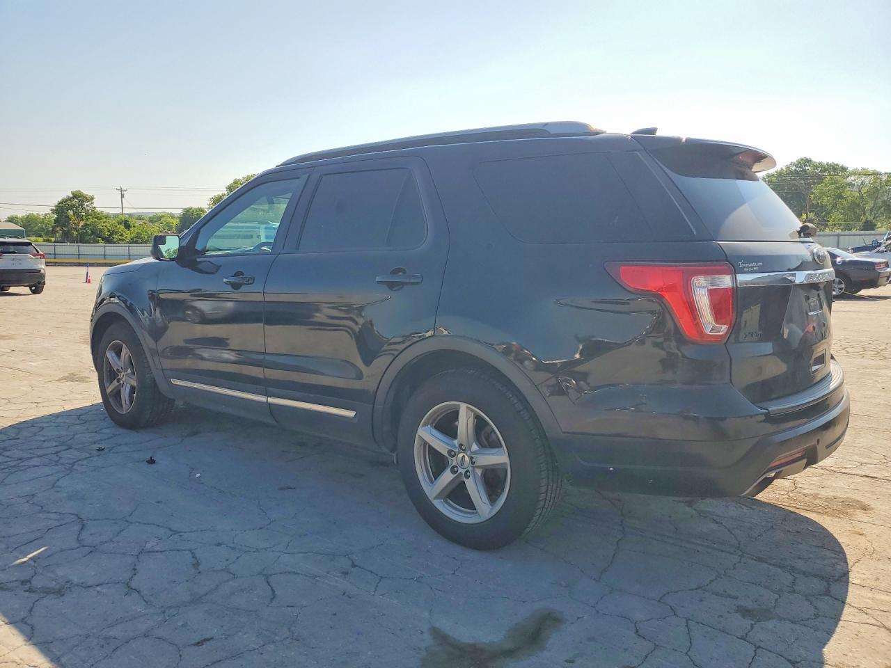 Ford Explorer Xlt