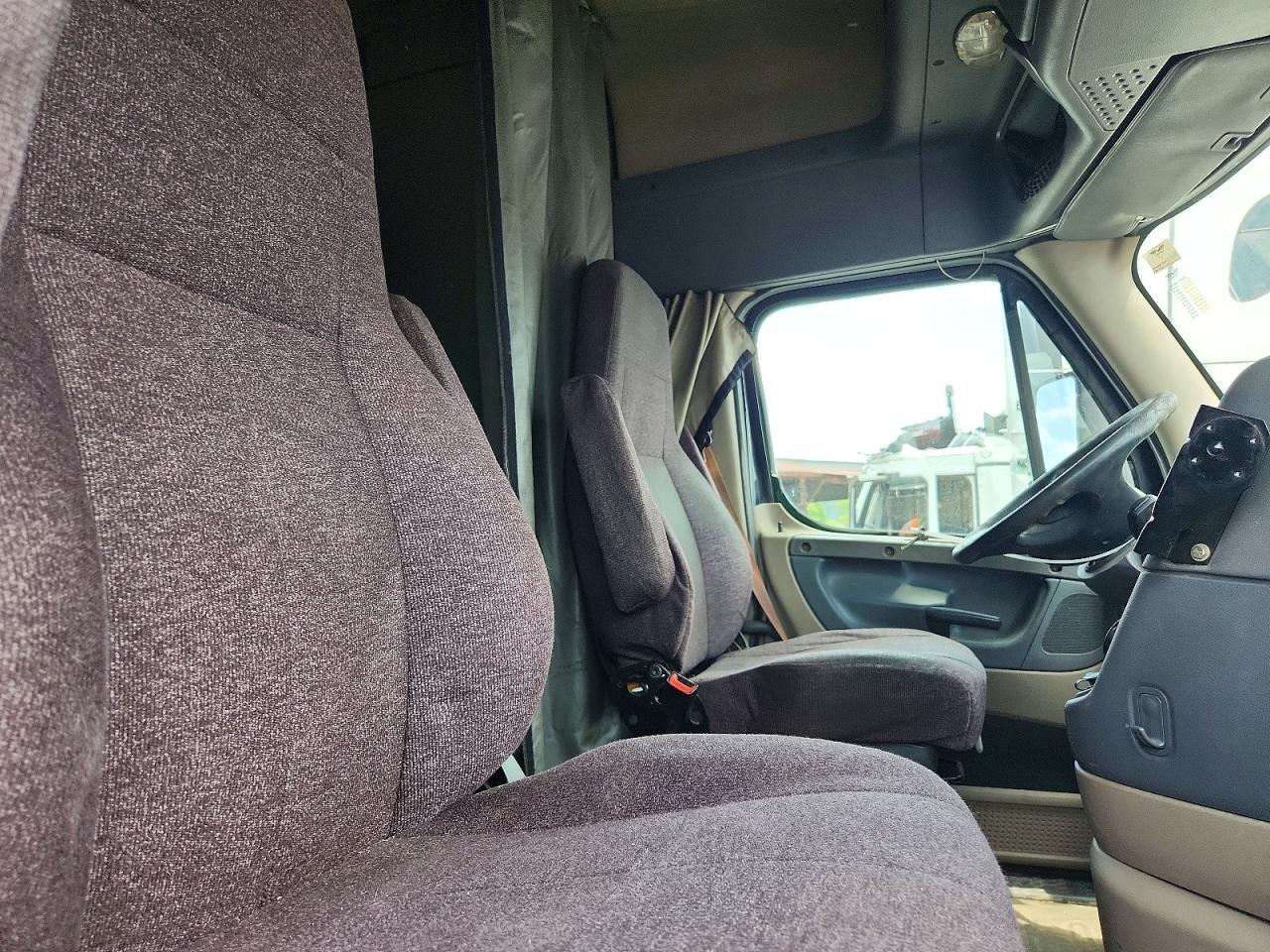 Freightliner Cascadia 125