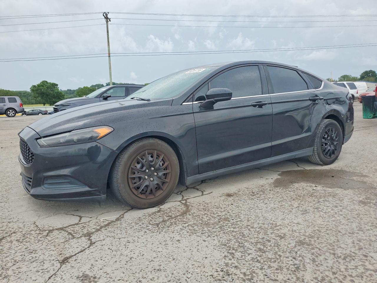 Salvage Ford Fusion Image