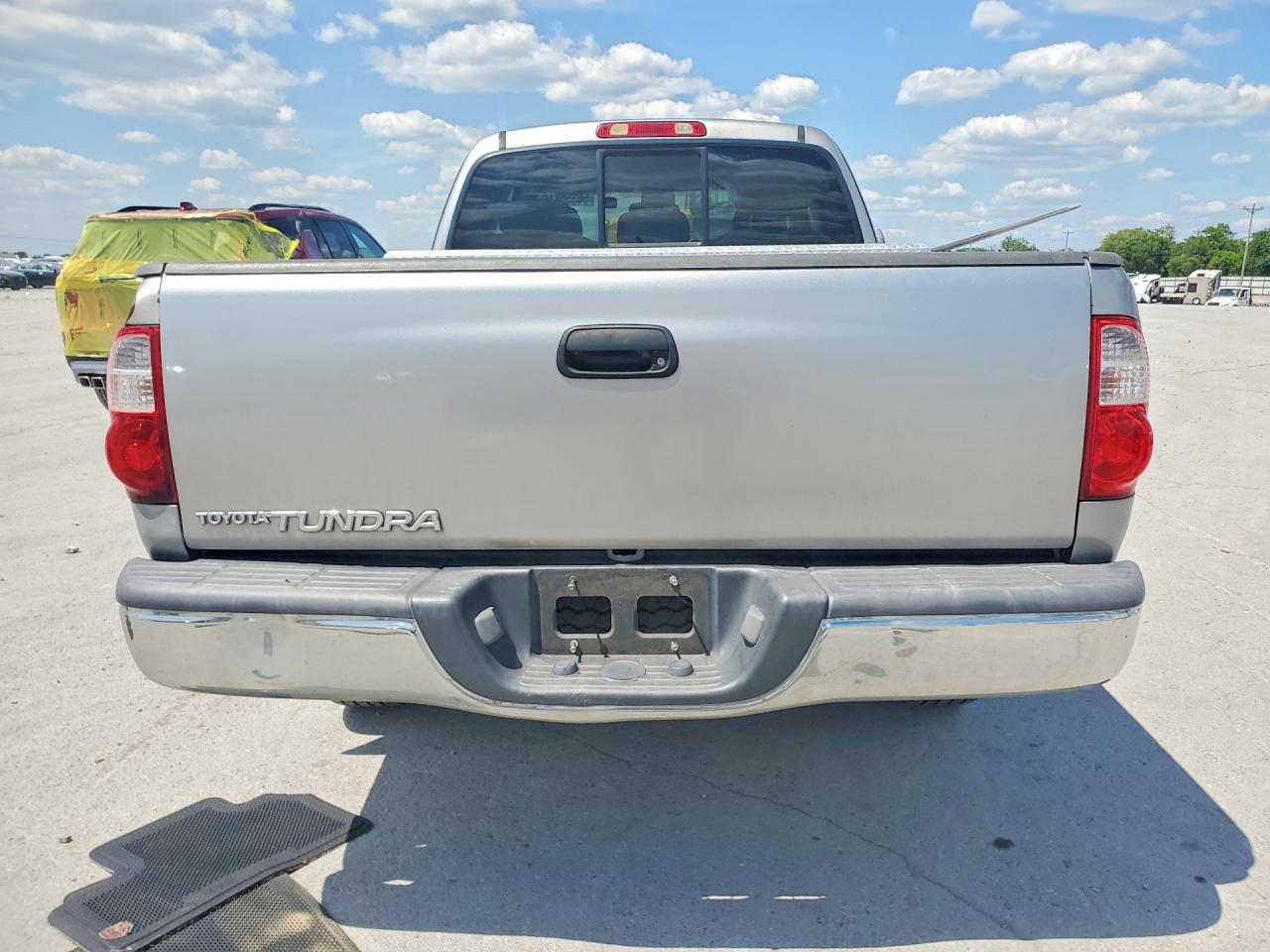 Toyota Tundra Access Cab Sr5