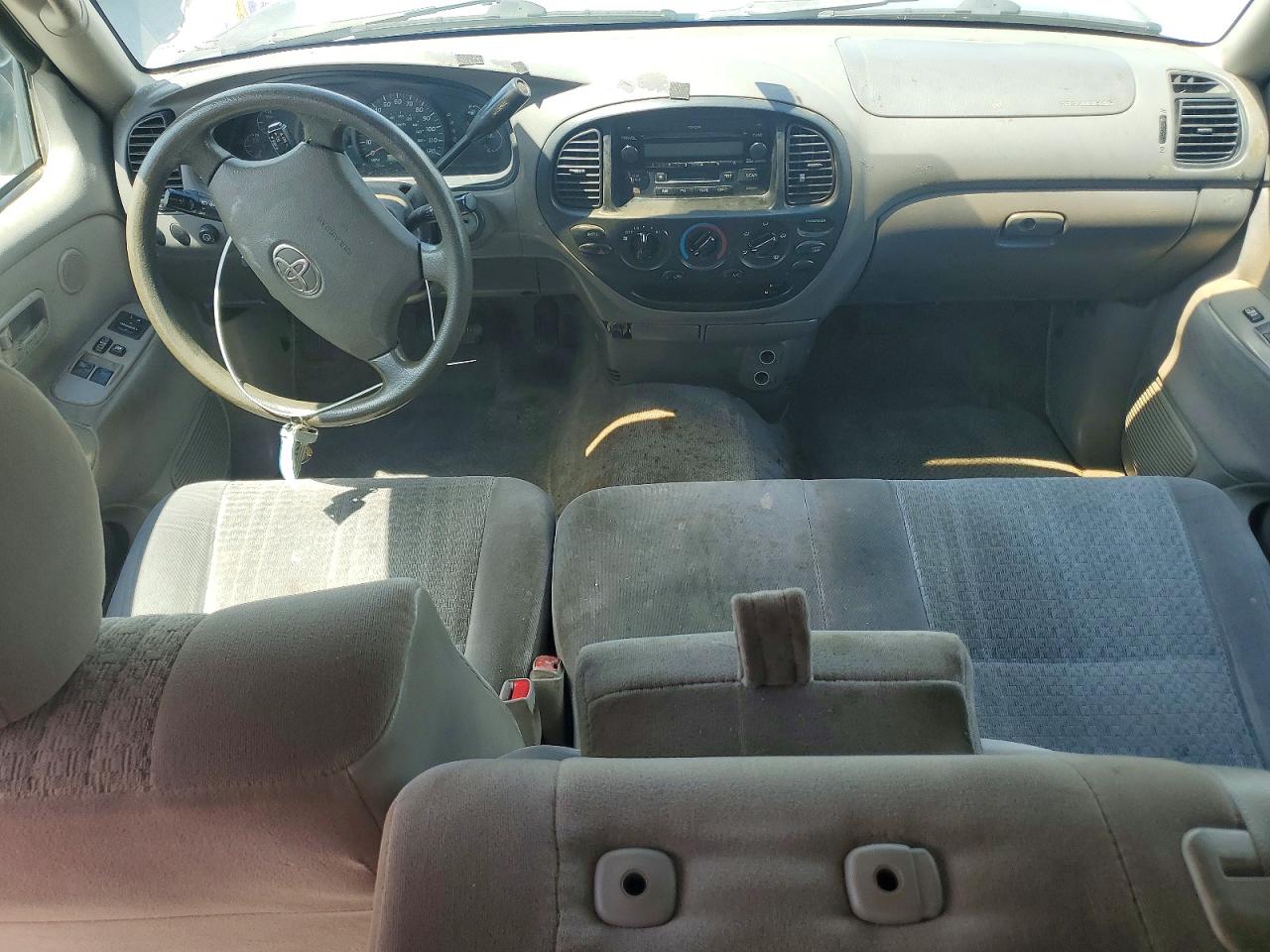 Toyota Tundra Access Cab Sr5
