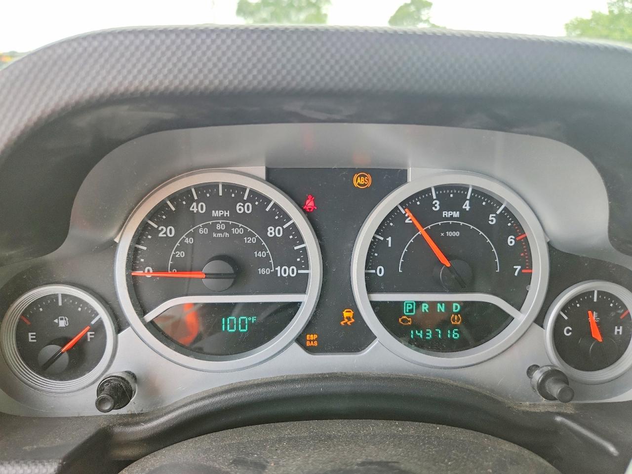Jeep Wrangler Sport