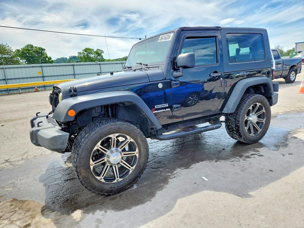 Salvage Jeep Wrangler Image