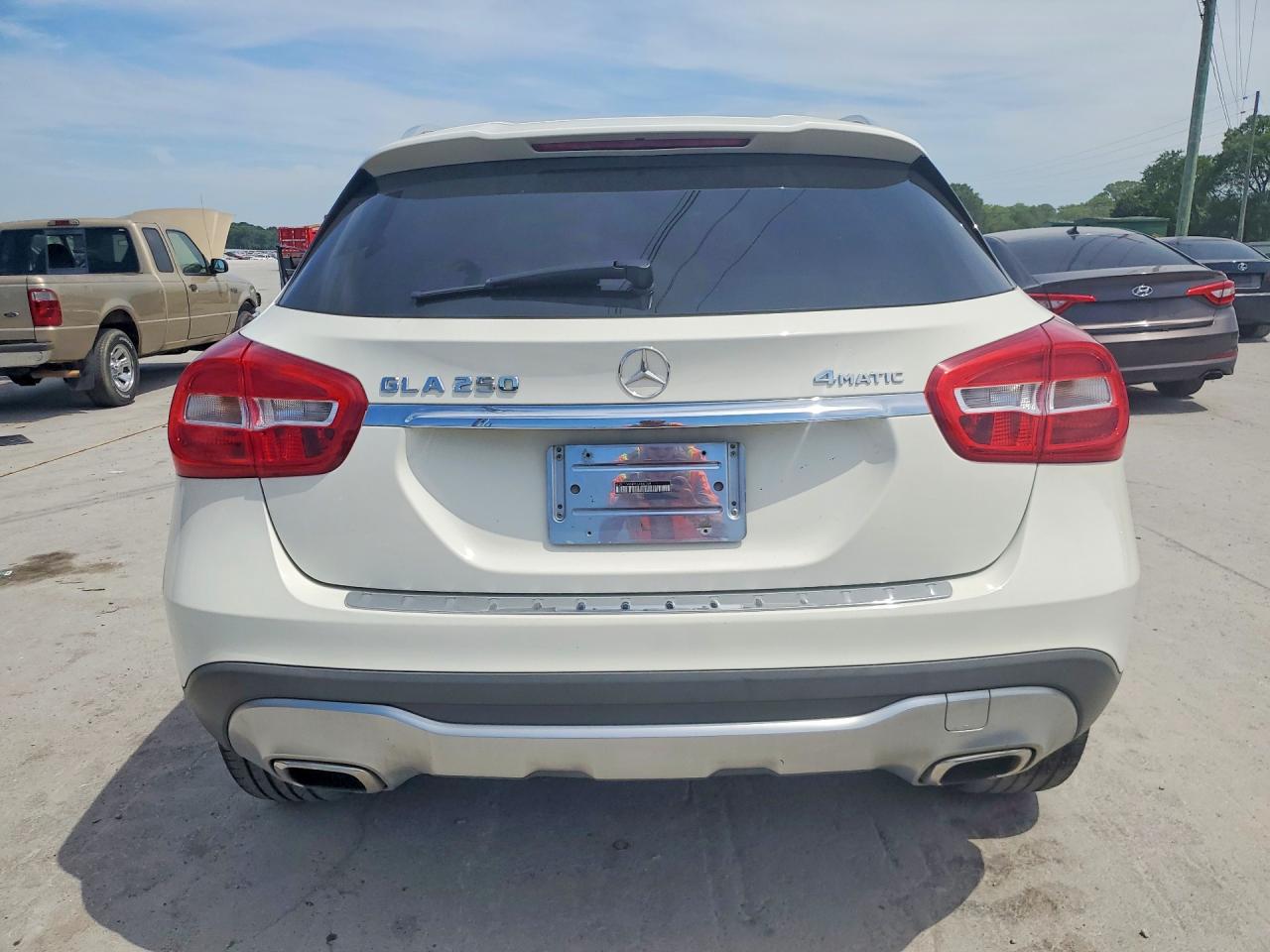 Mercedes-Benz GLA 250 4matic