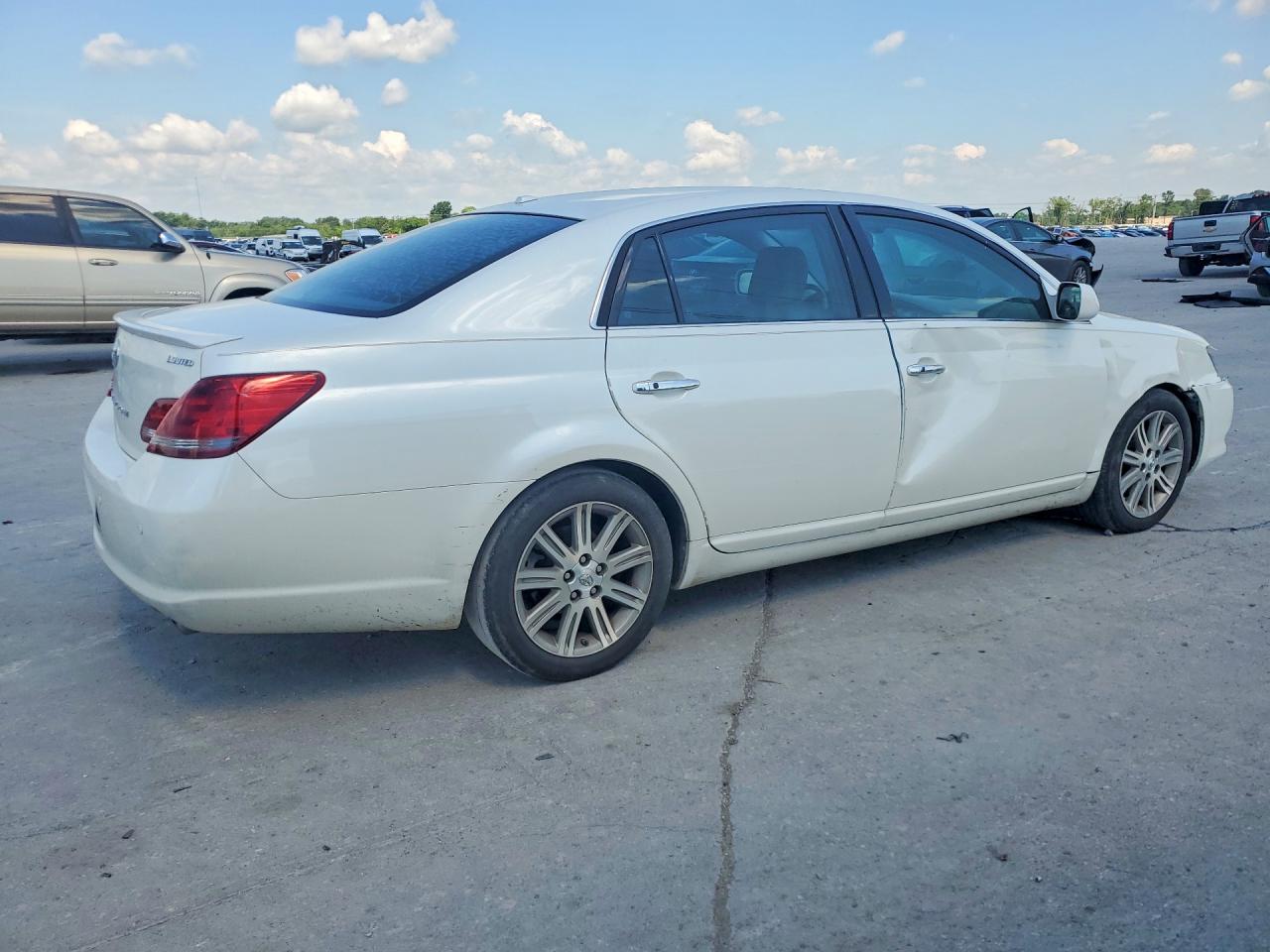 Toyota Avalon Limited