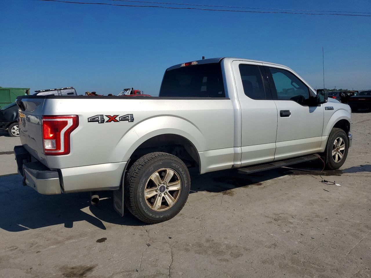 Ford F-150 Super Cab