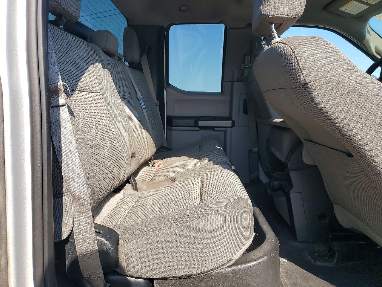Ford F-150 Super Cab