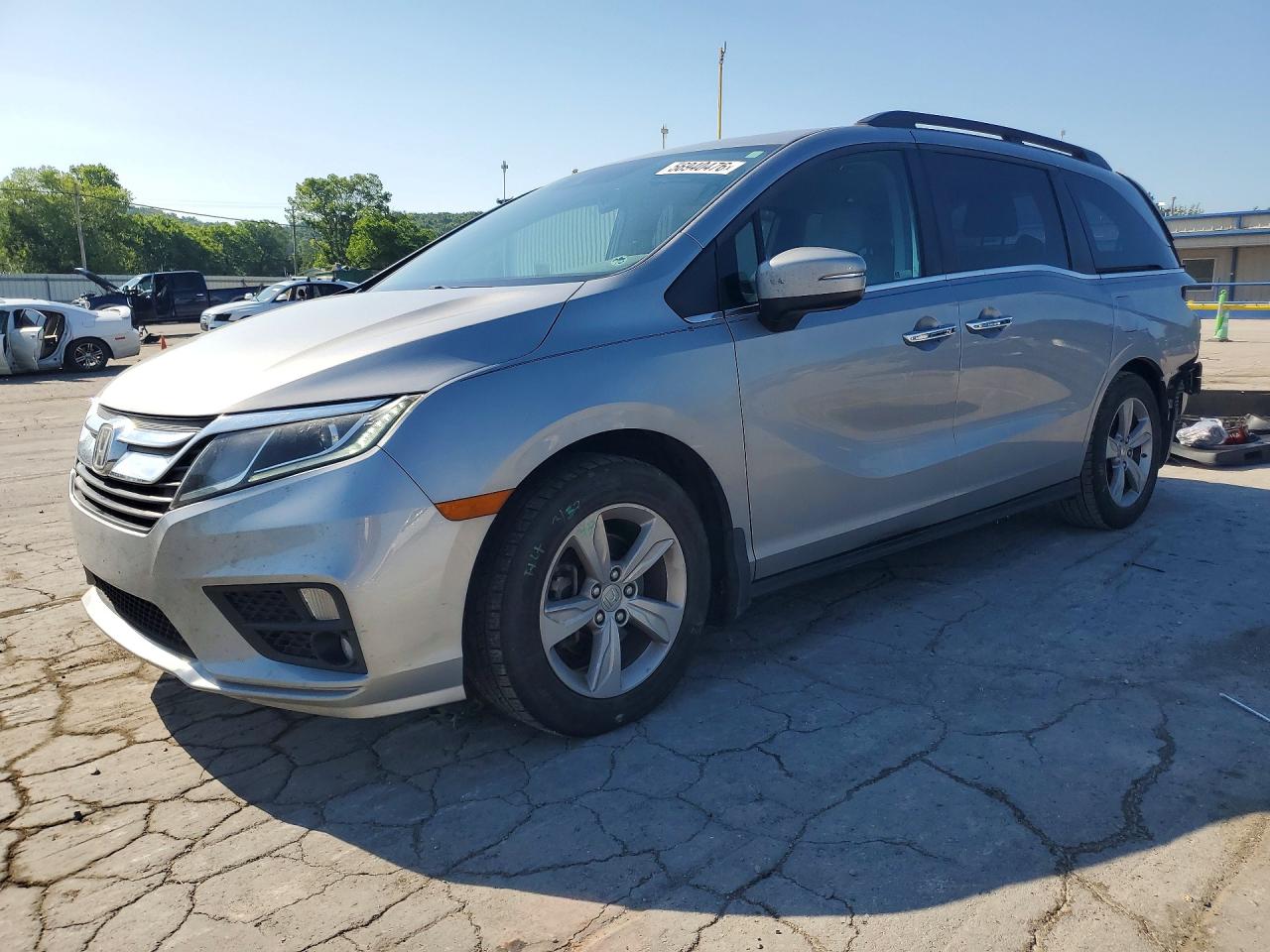 Salvage Honda Odyssey Image