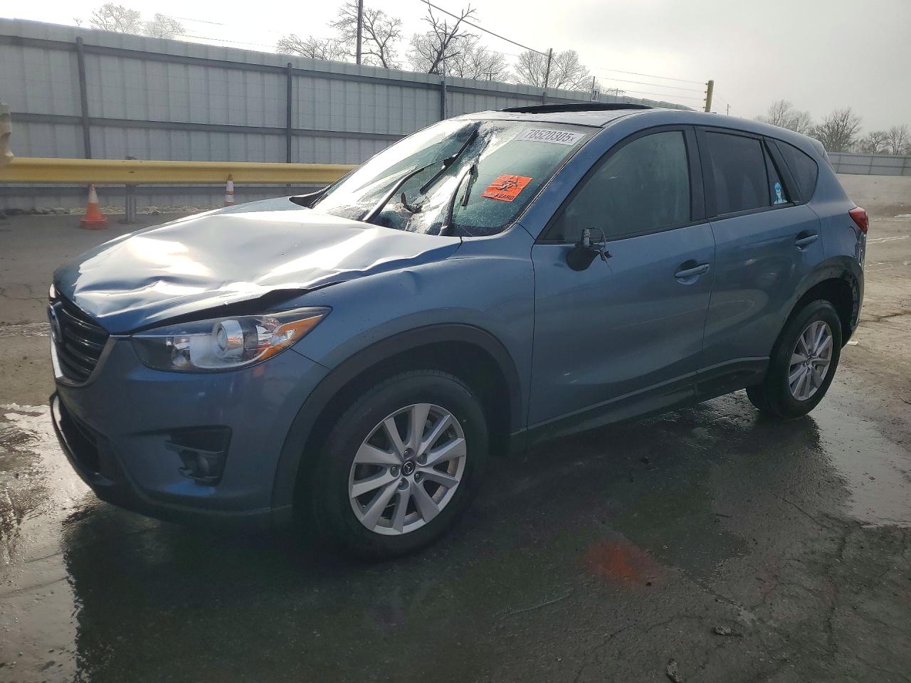 Salvage Mazda Cx Image