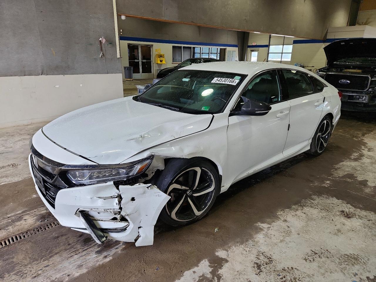 Salvage Honda Accord Image