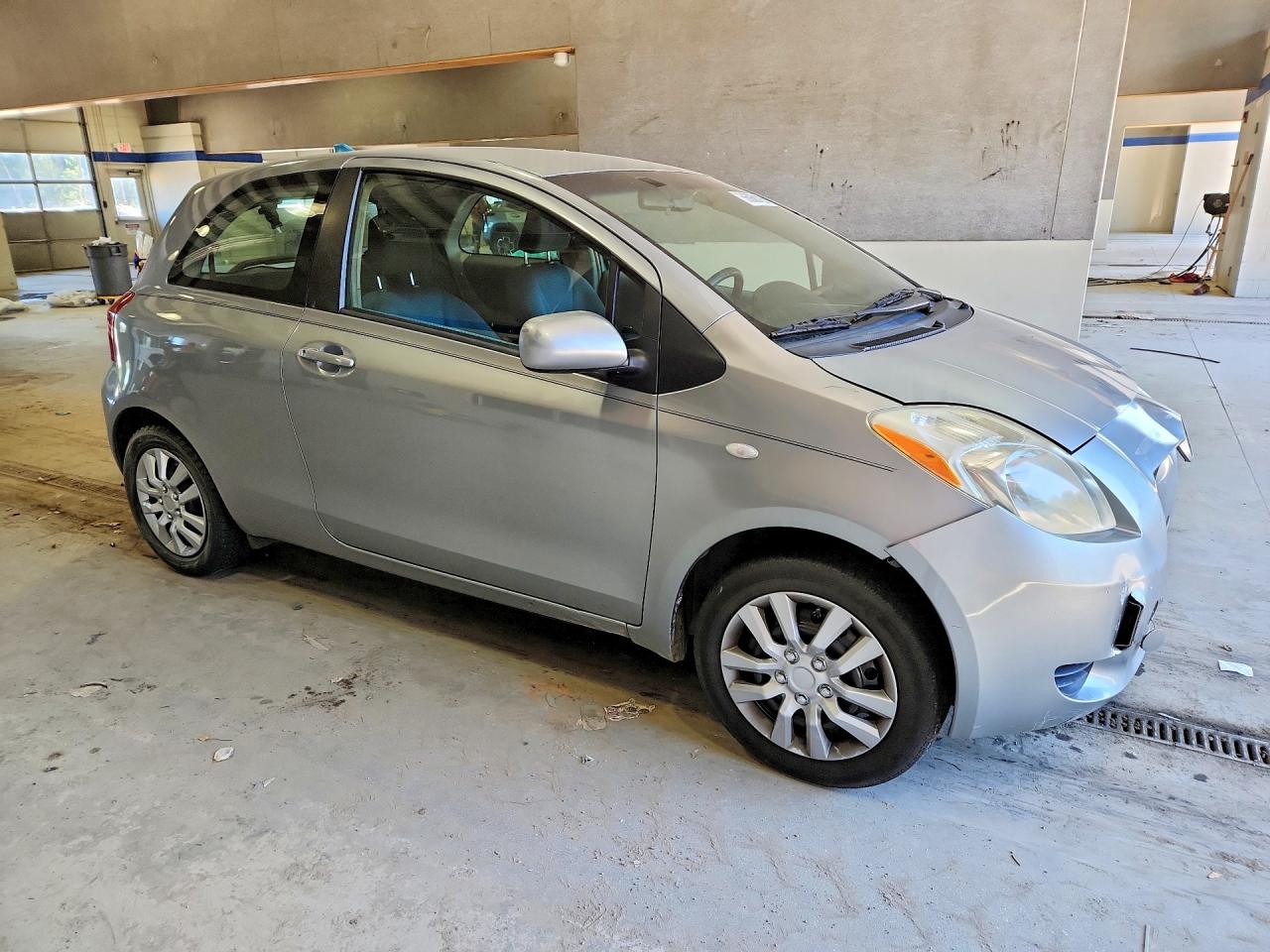 Toyota Yaris Base